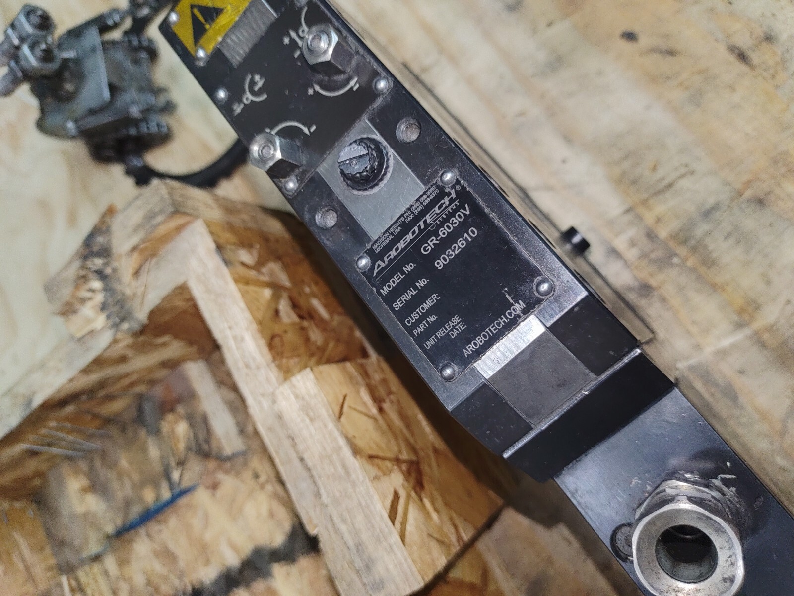 Arobotech GR-6030V Precision Grinding Rest GQC6030A
