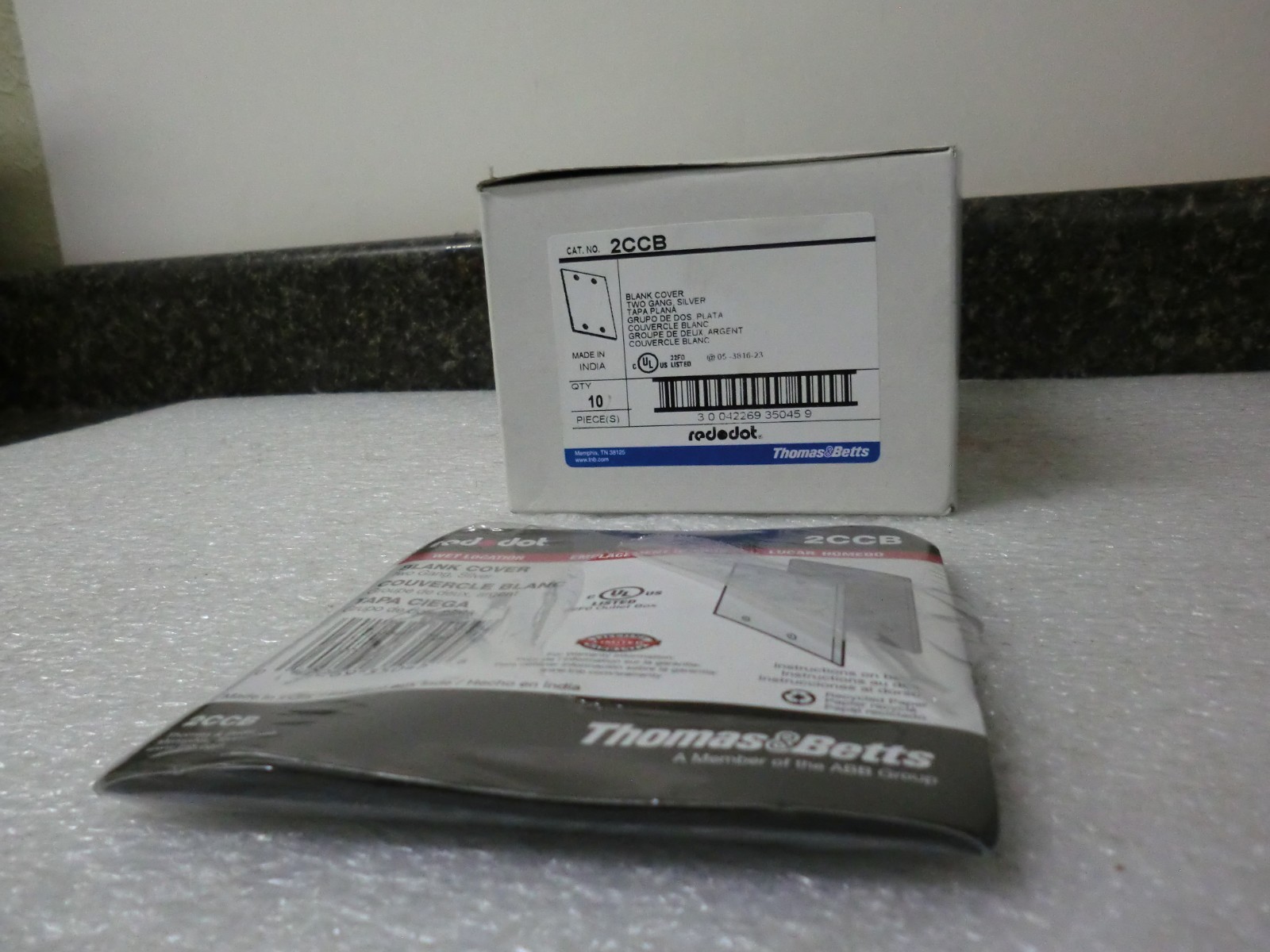 Qty Lot (10) Thomas & Betts Red Dot 2CCB  2 Gang Blank Cover - Silver