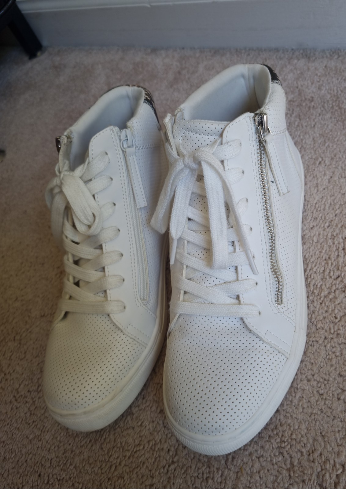 Universal Thread Brooklin high-top sneakers