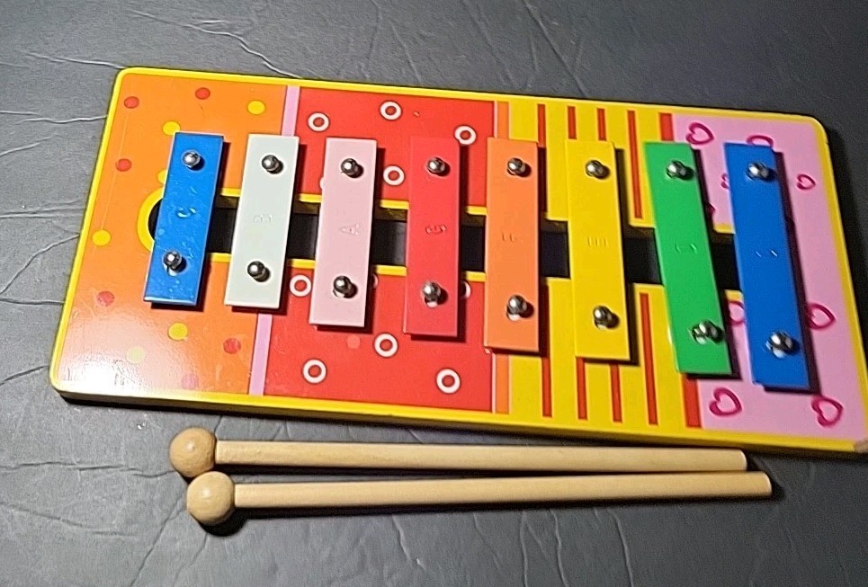 Vintage Childrens Xylophone Wood Metal 2 Mallets Musical Instrument Preschool