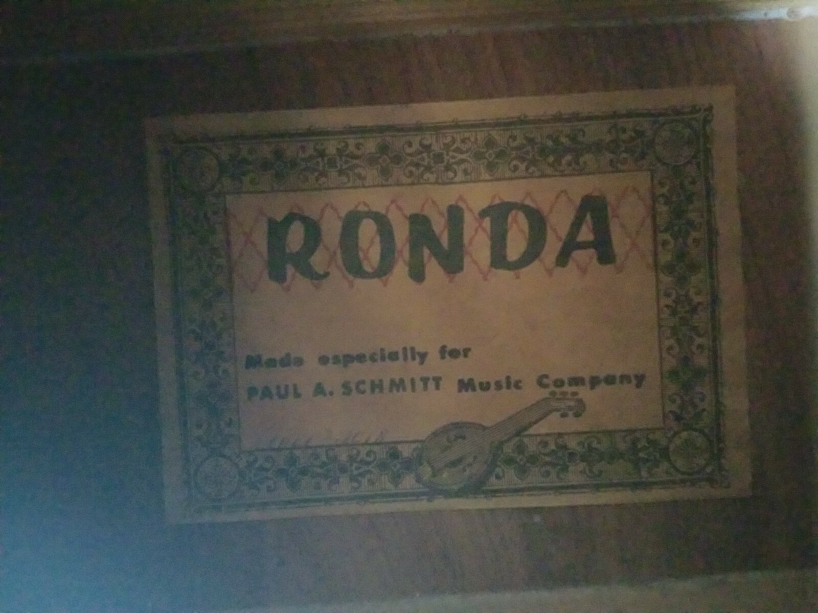 Ronda Classical Nylon 6 string guitar