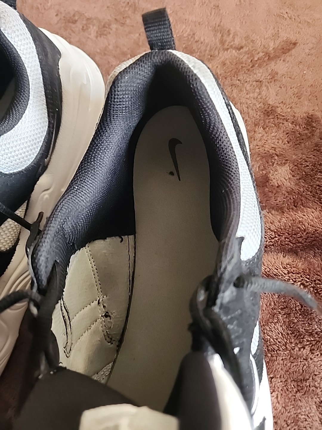 Nike Air.didnt Get To Wash But Very Nice,sz 15 Blk.white.