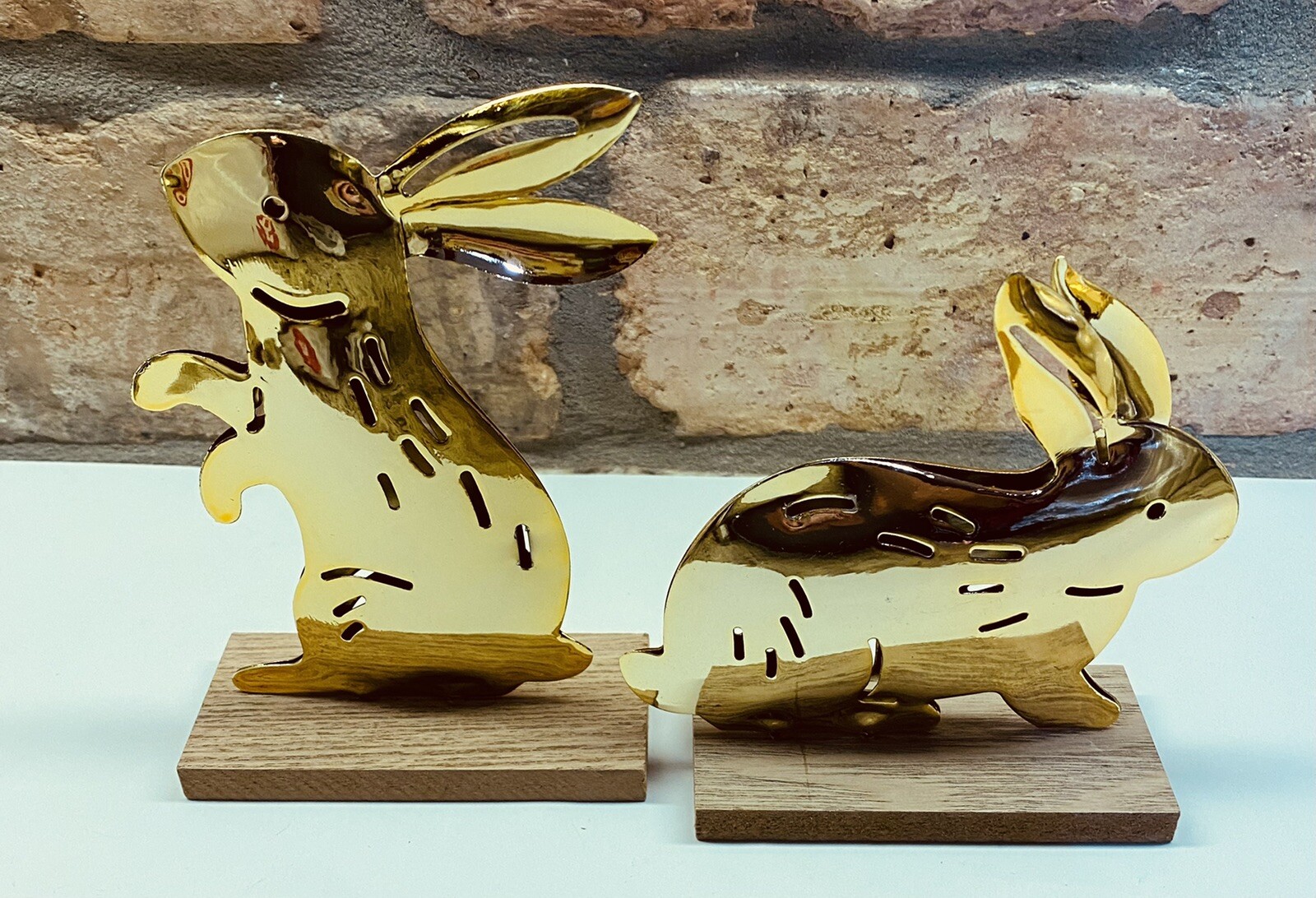 Target Bullseye Playground Easter 2022 NEW 2 Piece Set Gold Metal Bunny, MEDIUM!