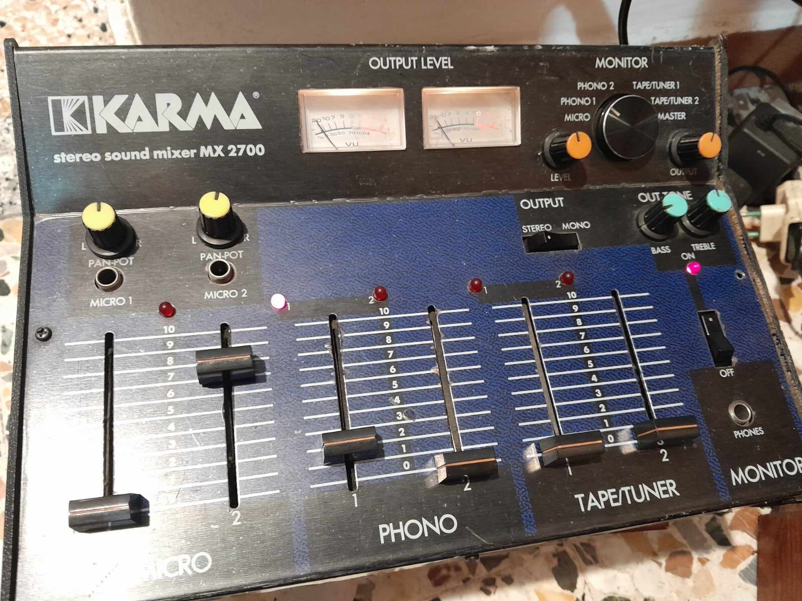 Karma Mx2700 Mixer For DJ 1+3 Stereo