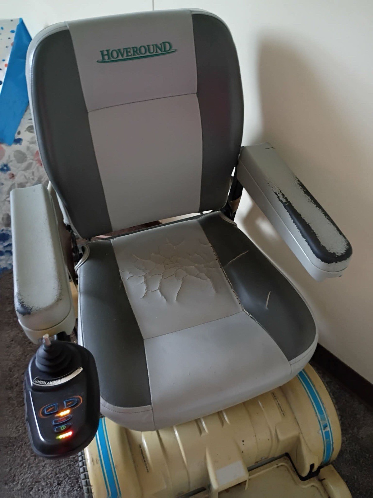 Hoveround Electric Powerchair Mobility Chair w/ Seat & Armrests Beige/Gray/Black