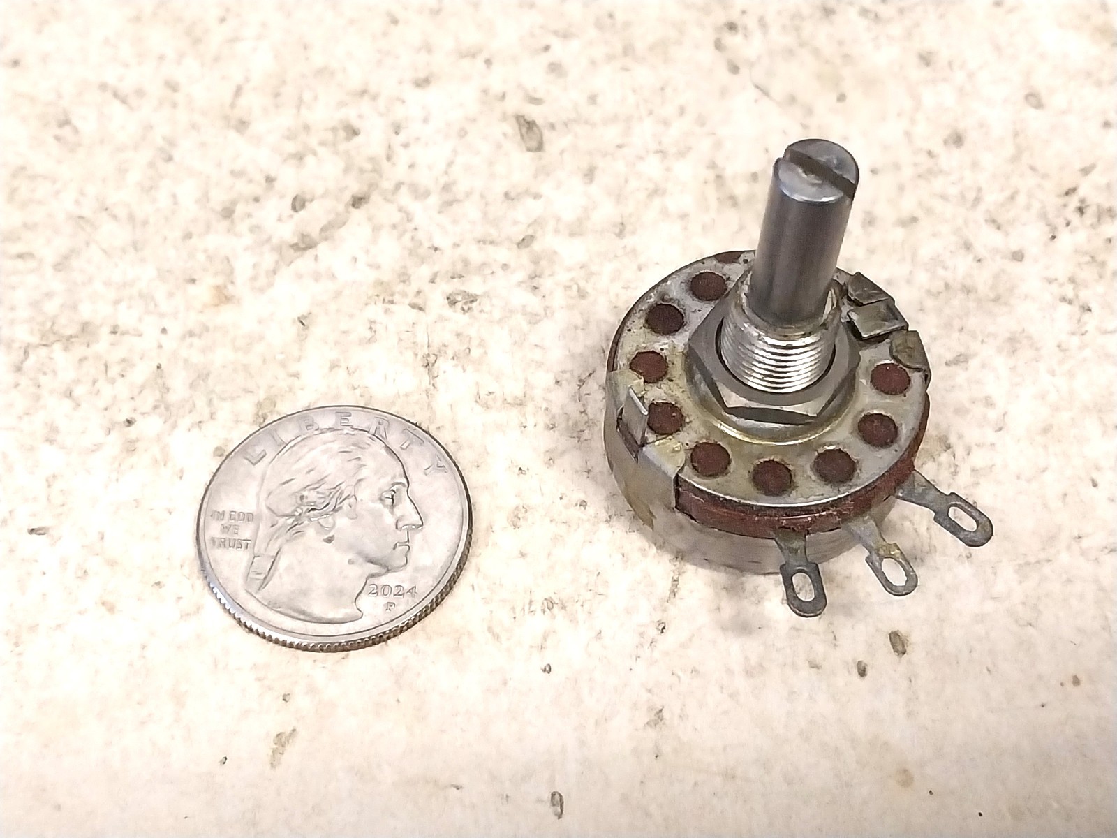 New Unusd Allen Bradley 100K Ohm  Pot Potentiometer / Old Vintage Ham Radio Tube
