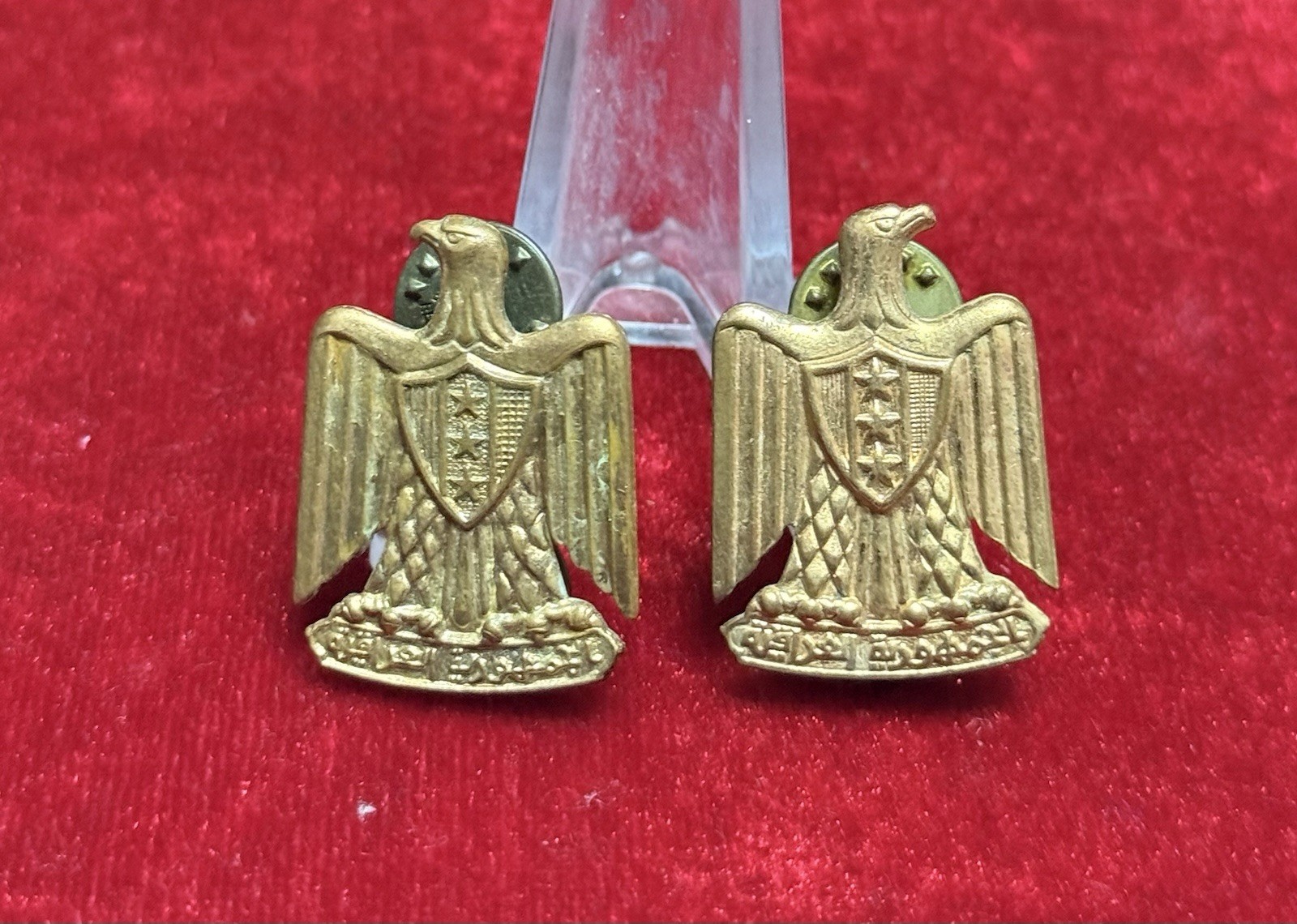 Iraq- Iraqi Golden Eagle Set ( Left, Right) Pin Badge, Saddam Era, early 1980's.