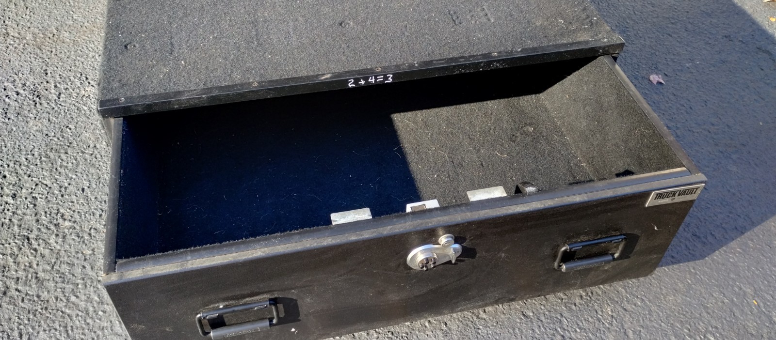 Truck Vault - SUV Series Extended Base Line 1 drawer gun vault