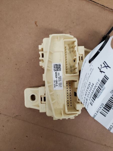 SOUL      2020 Fuse Box Cabin 282602