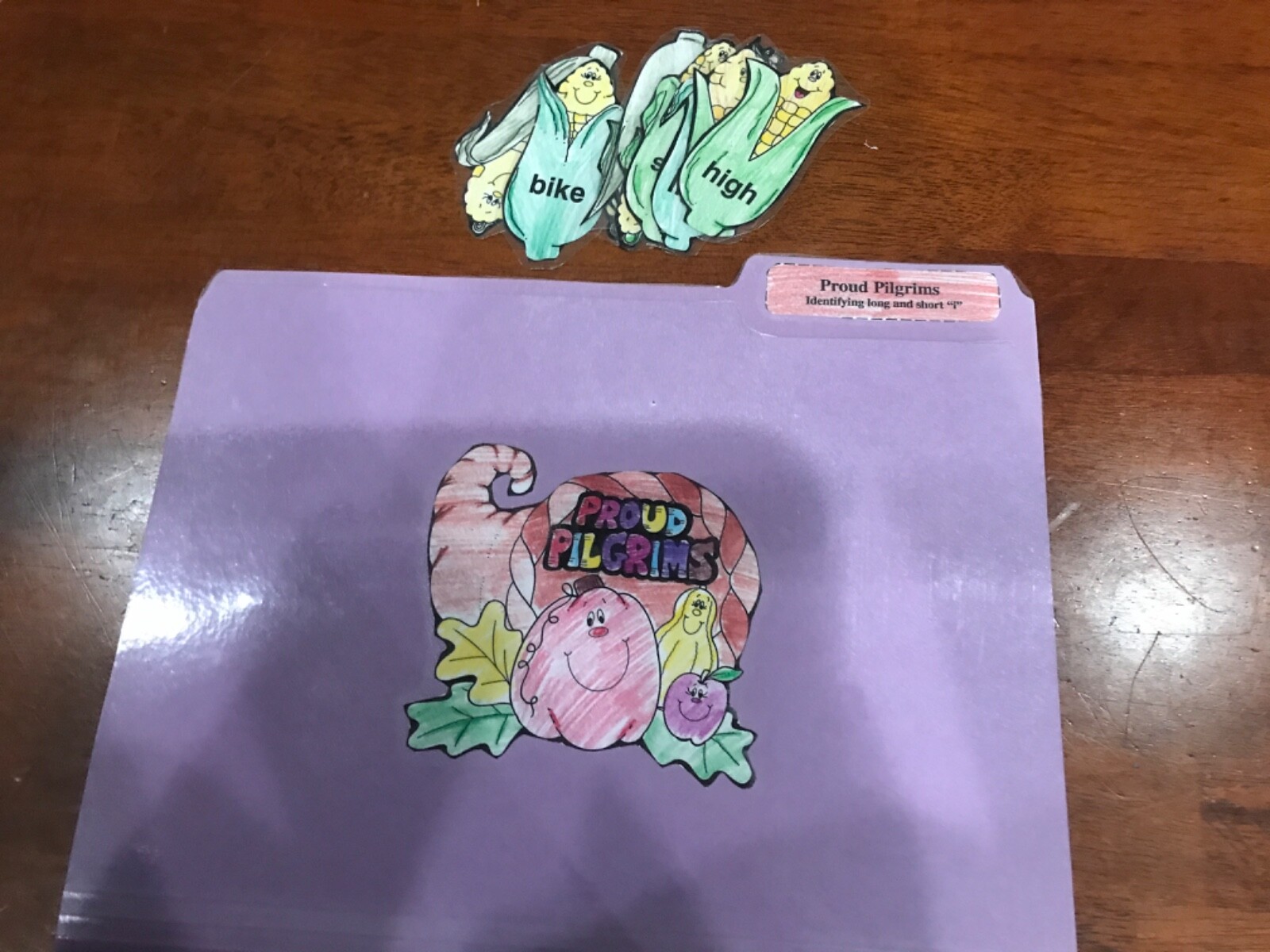 Proud Pilgrims!  Long short”I” sounds 1st grade language arts file folder game