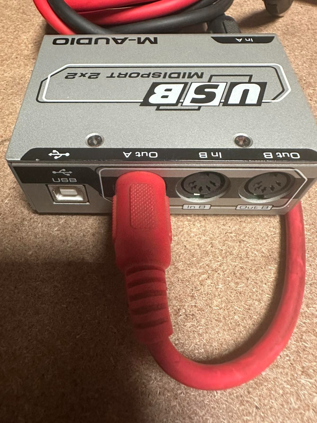 M-Audio USB MIDIsport 2x2 Midi To USB Interface - Include Cables