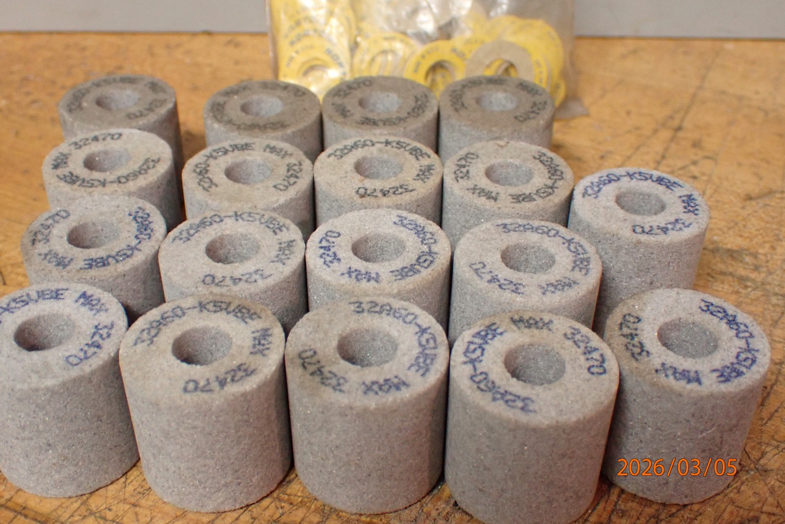 18 NEW OLD STOCK NORTON 1"X1" X 3/8 ID METAL LATHE TOOL POST GRINDING WHEELS