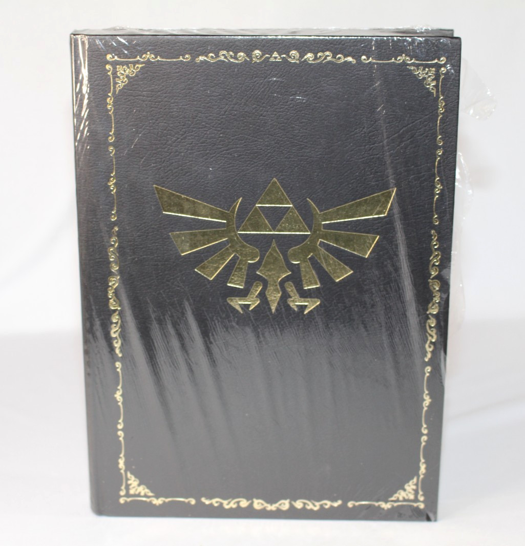 Zelda: Twilight Princess HD Collector's Edition Strategy Guide BRAND NEW! RARE!