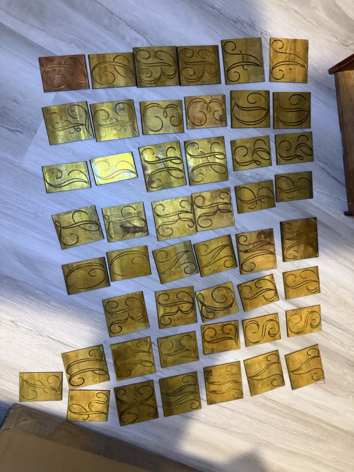 New Hermes Set Brass Engraving 48pc
