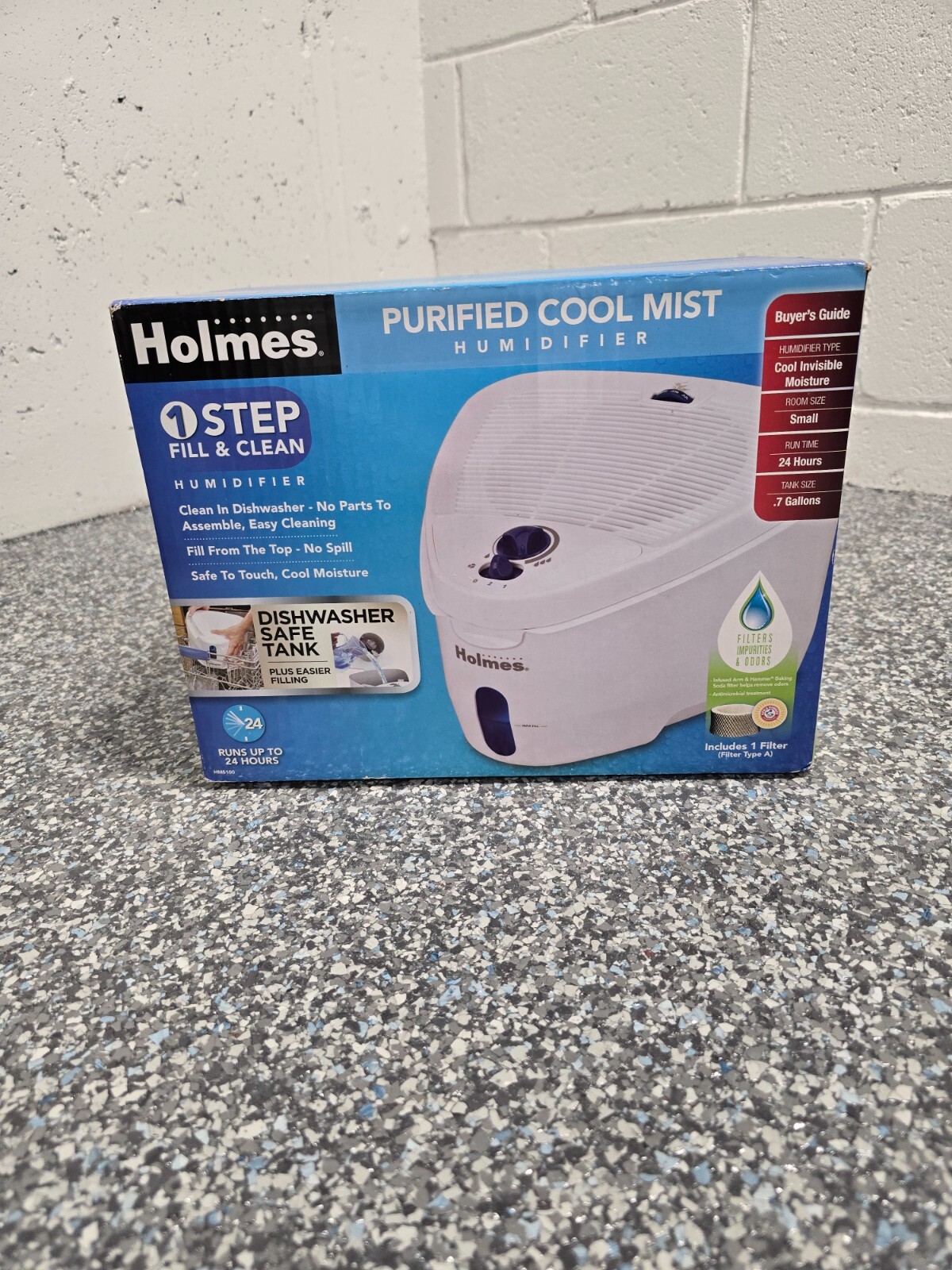 HOLMES Cool Mist Humidifier - NEW IN BOX!