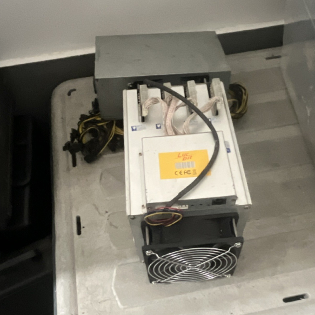 ASIC Cryptocurrency Miner Unit w/ ATX Power Supply & PCIe Power Cables