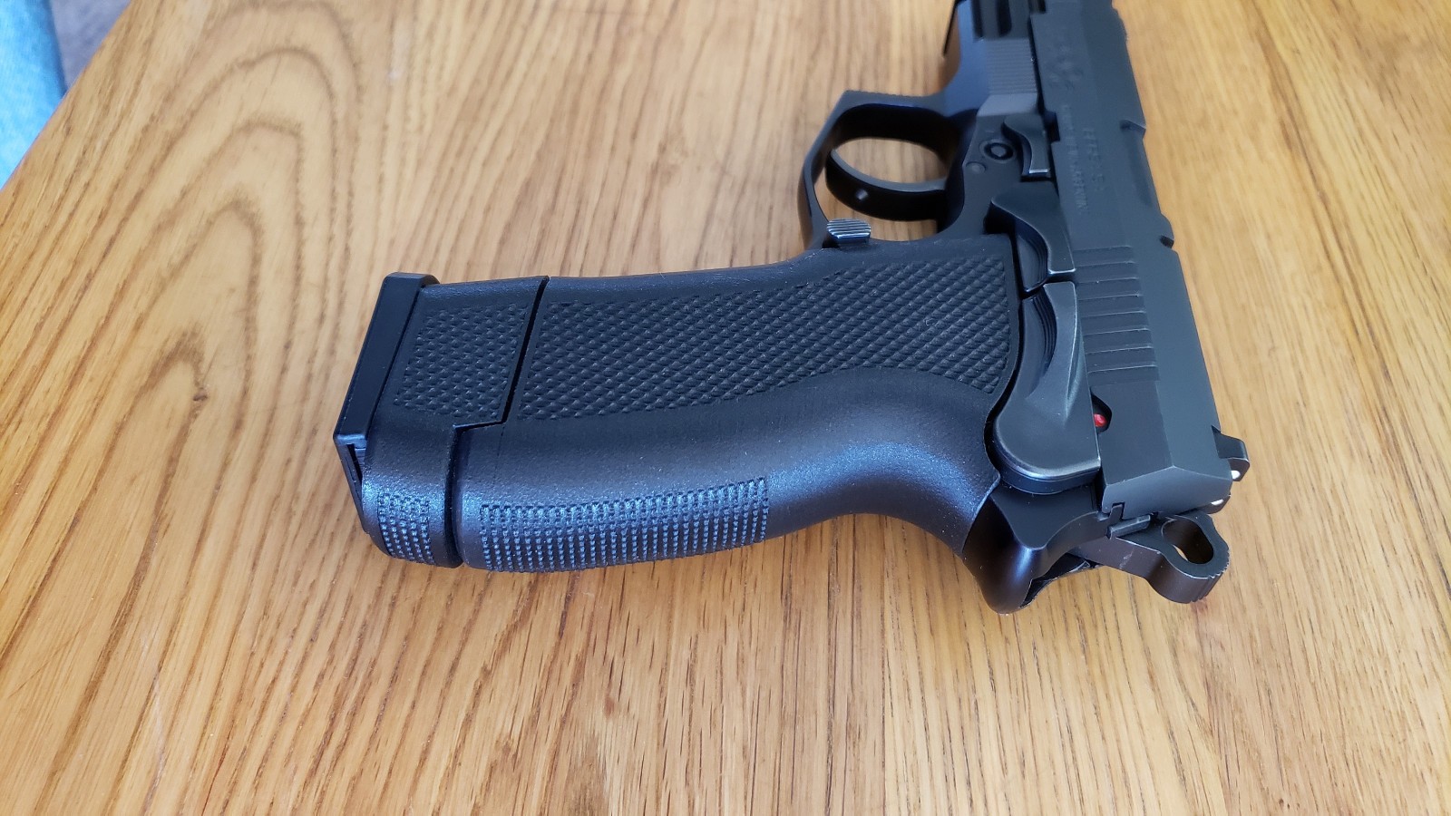 Bersa TPR9C Compact Pistol Grip Upgrade, Enhanced Texture & Backstrap, Thunder.