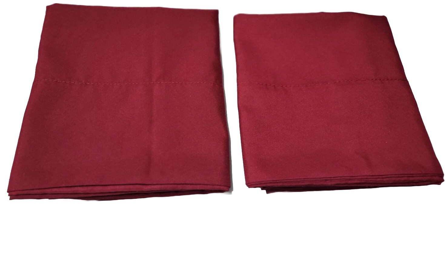 2 Dark Red Pillowcases Stan/ Queen 20 X 30, 100%polyester