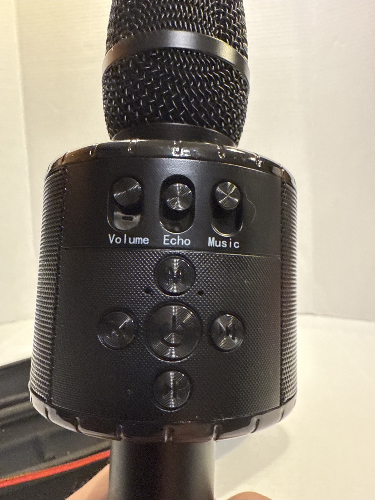 Bonaok Wireless Bluetooth Karaoke Microphone Portable Handheld Speaker Black.