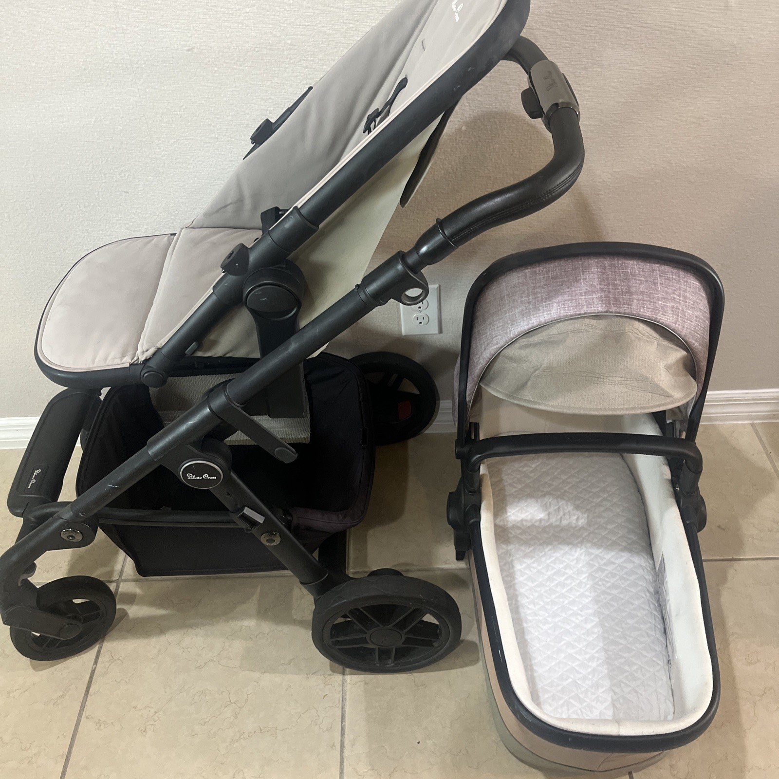 Silver Cross Wave Stroller and Bassinet Gray And Black Excellent Condition