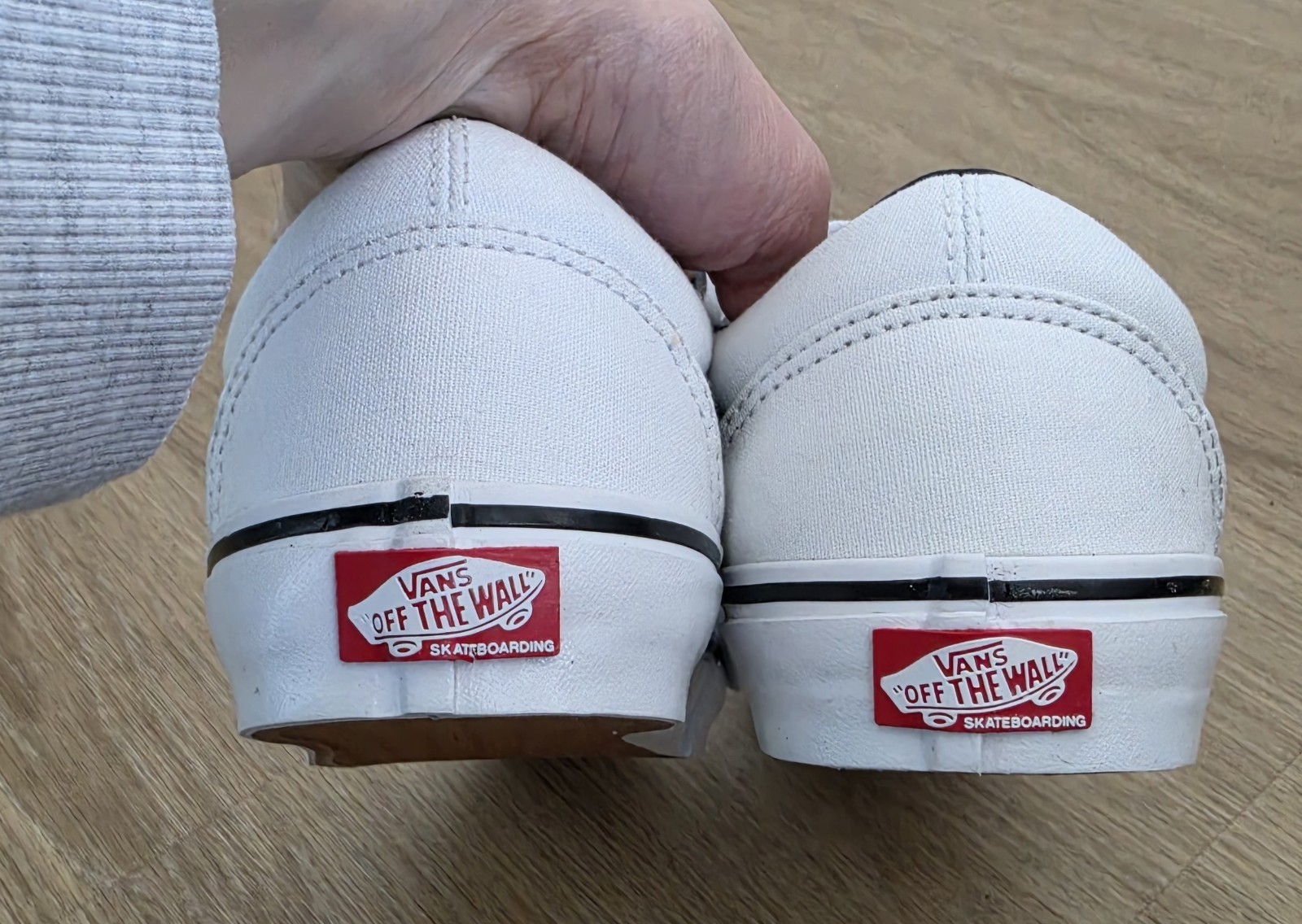 Vans White Skateboarding Shoes Men's US Size 5 Medium Width Off The Wall