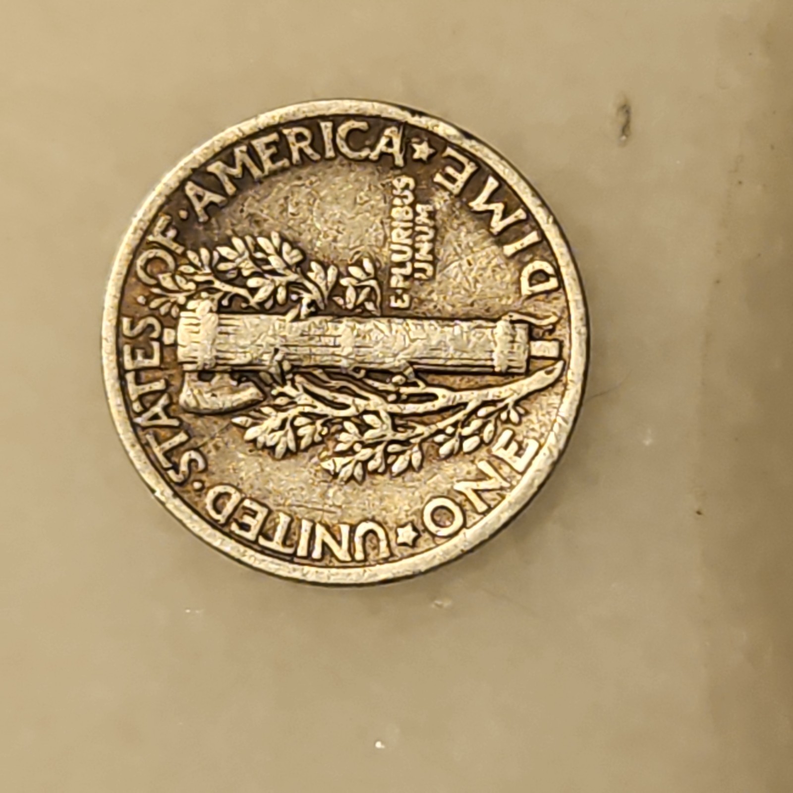 1942 Mercury Dime (No Mint Mark) RARE mint error date