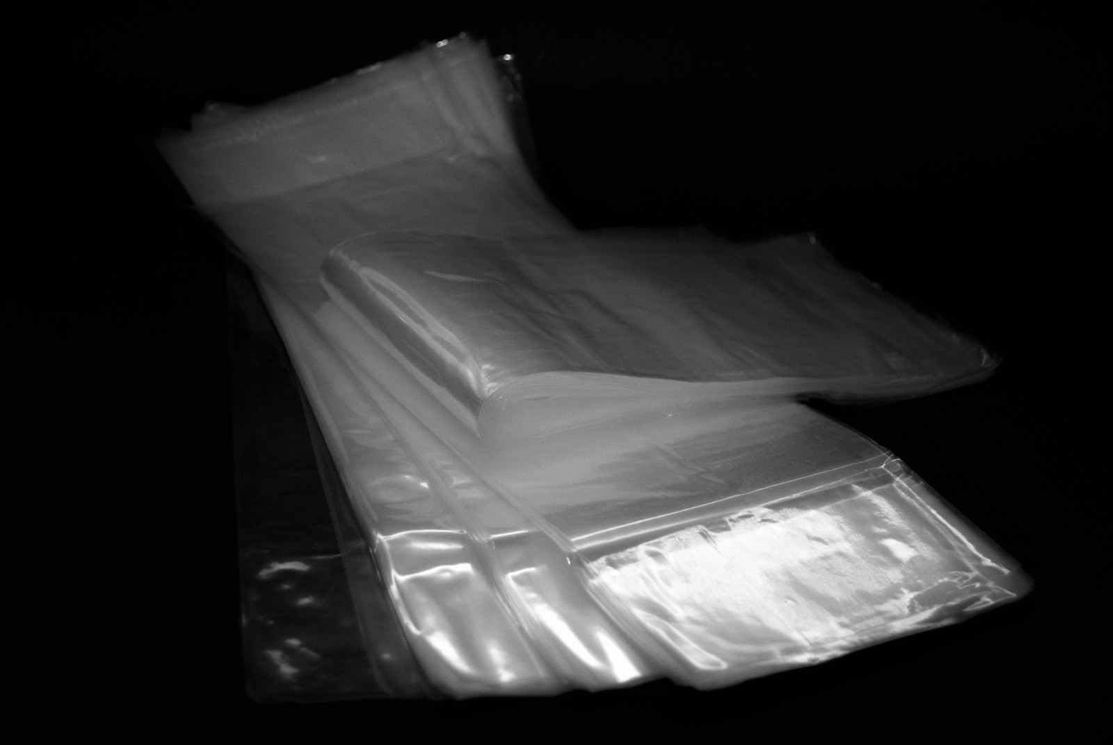 6 X15 SHIPPING BAGS. FISH, SHRIMP, PLANTS, SNAILS. LEAK PROOF, HEAVY, CLEAR BAGS