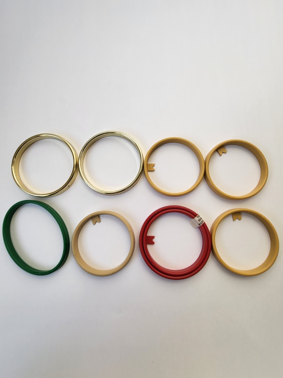 Embroidery Hoops Lot of 8 Plastic Round Cross Stitch Frames The New Berlin Co US