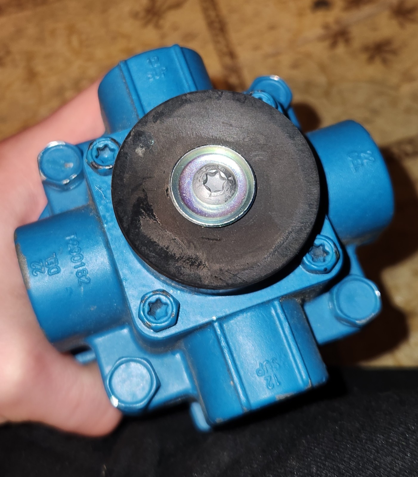 Bendix 289098 E-6 Foot Brake Valve Genuine Part