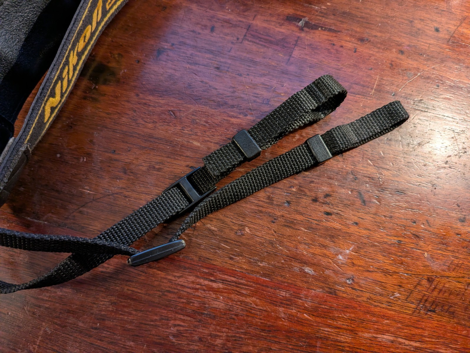 Nikon D2x Camera Neck Strap / AN-D2X Genuine
