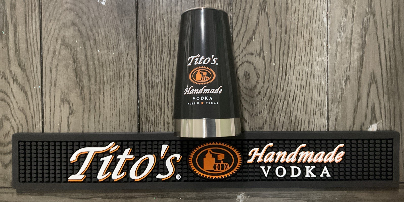 Titos Vodka Drink Shaker Black Chrome Brand New & Bar Mat Bartender Tools (New)
