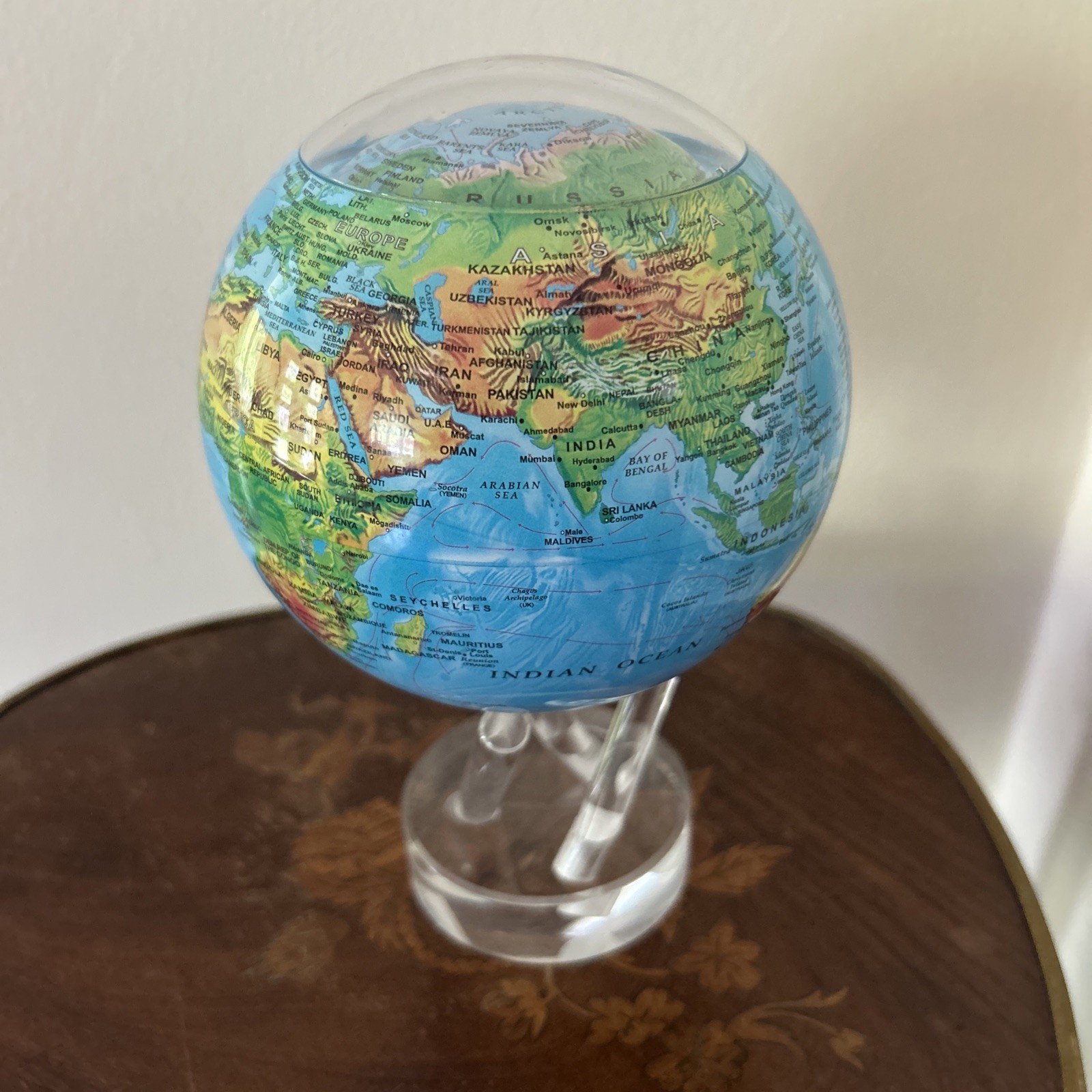 Mova Blue Relief World Map Globe MG-45-RBE 4.5 Inch w/ Clear Stand Not Rotating