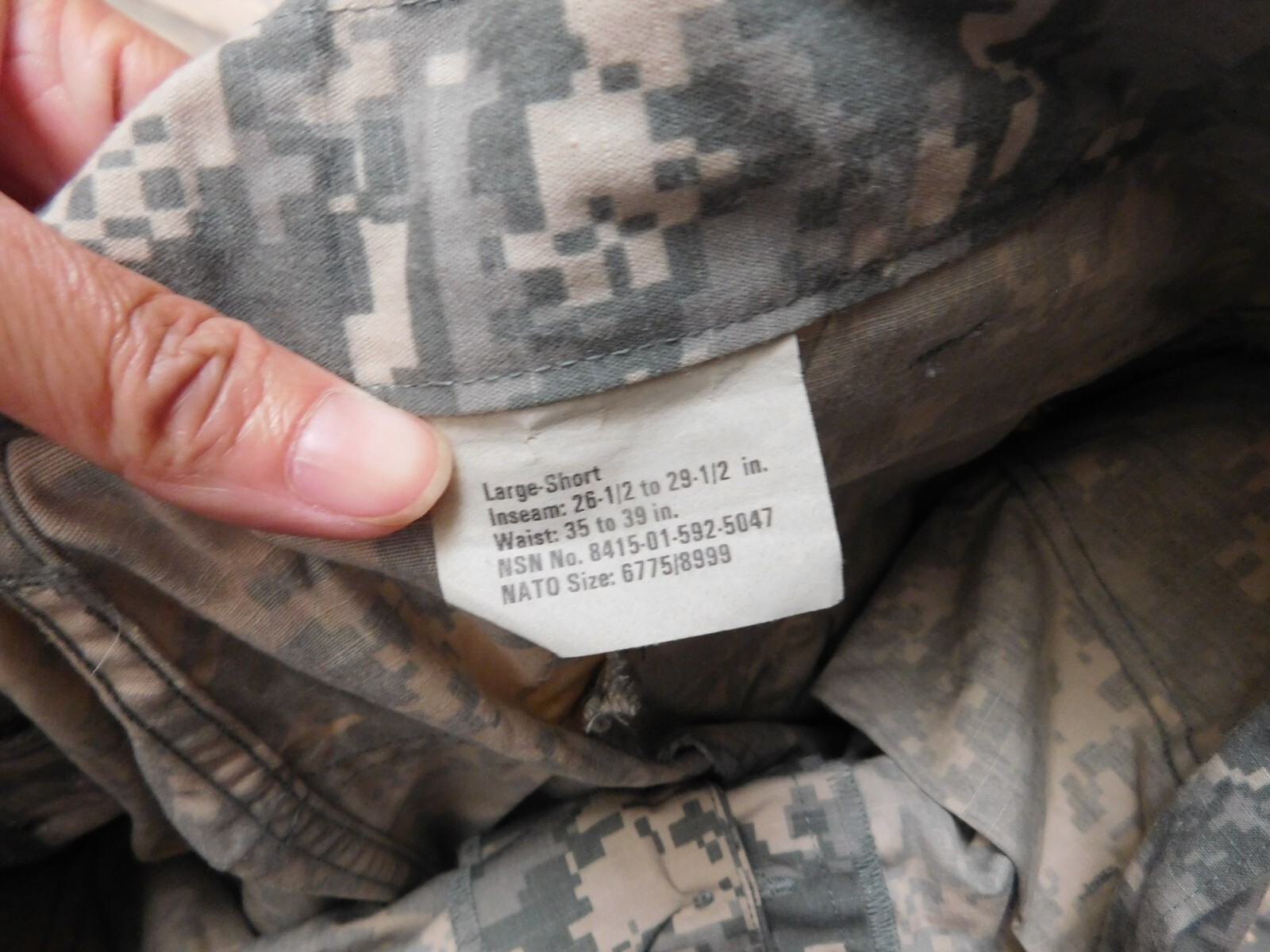 ARMY ACU PANTS SIZE LARGE - SHORT