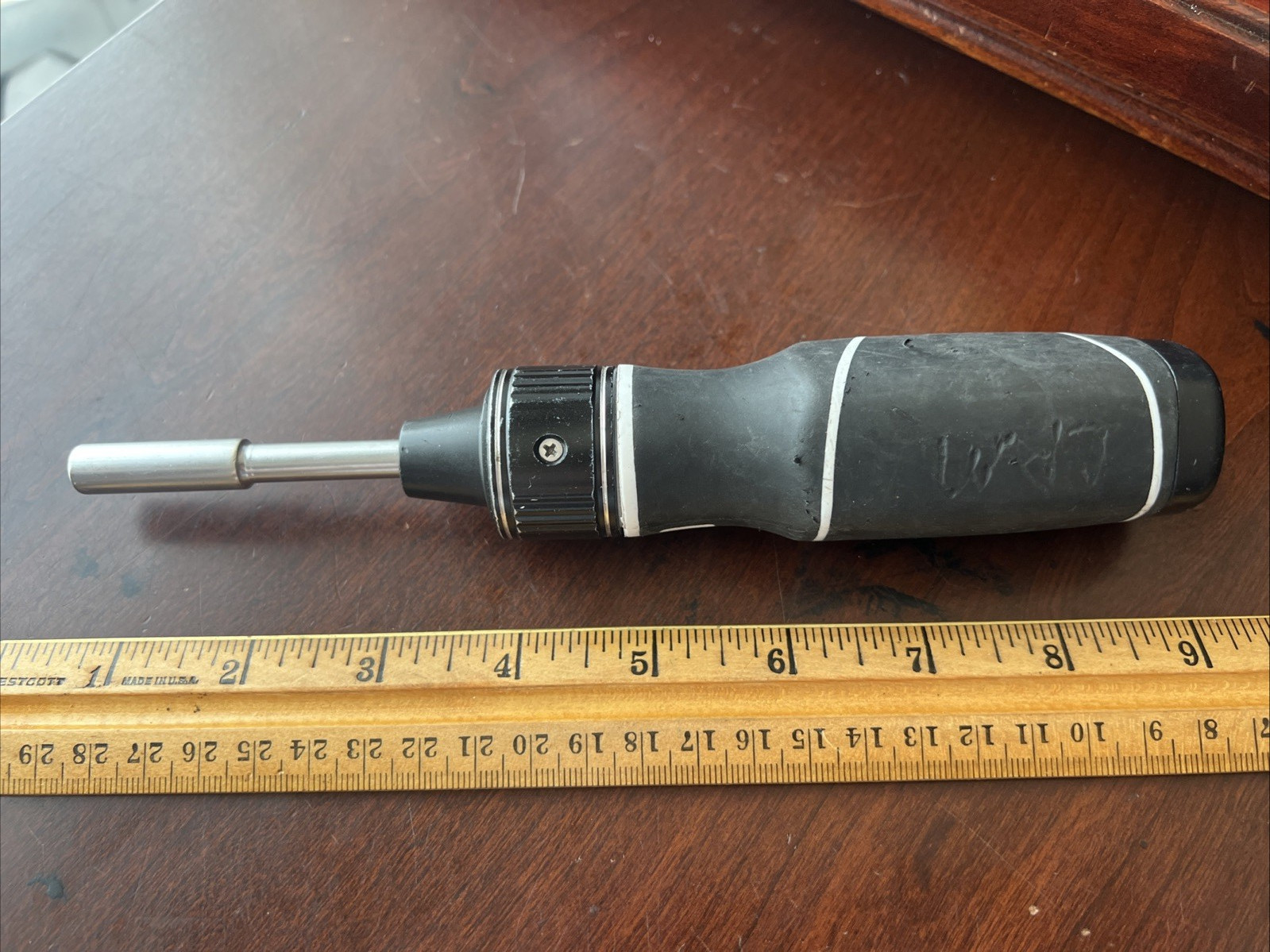 Husky Continuous Drive Ratcheting Screwdriver with bits