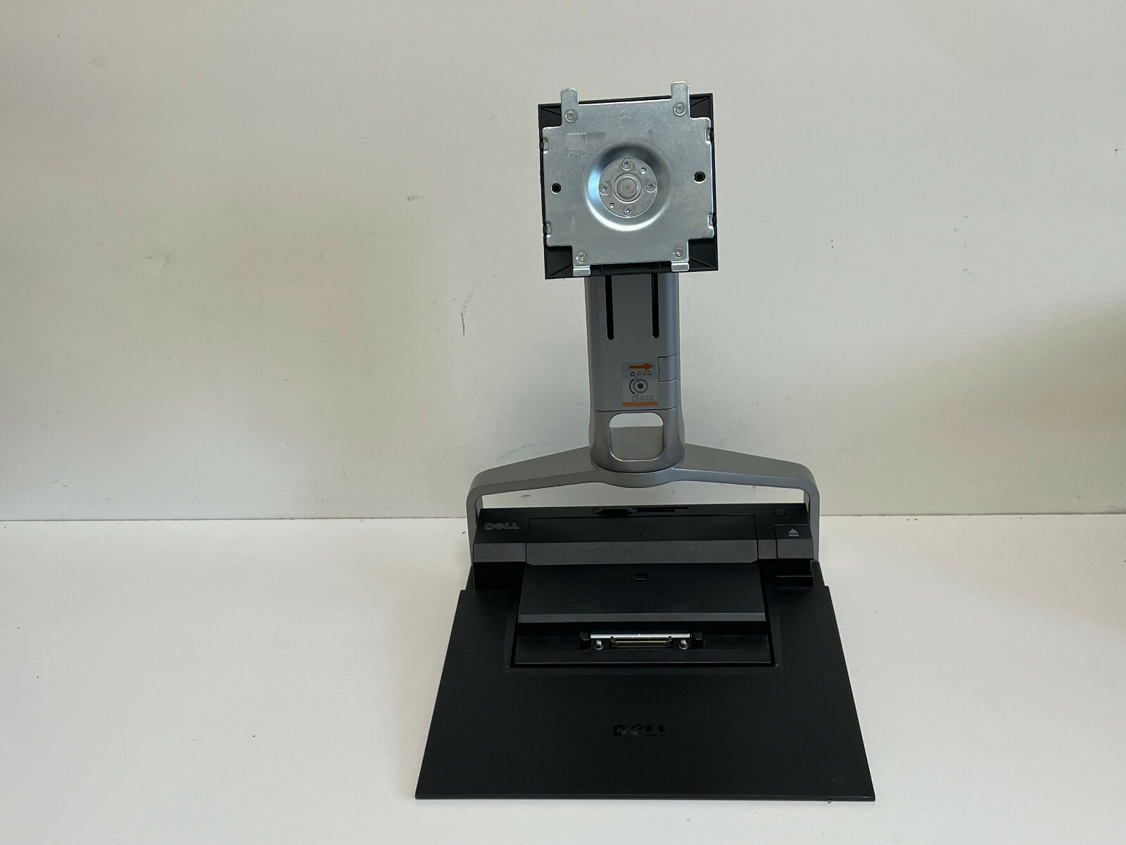U50: Lot of 2 Dell GG217 LCD Monitor Stand W/ PKDGR Latitude E-Port Plus Dock