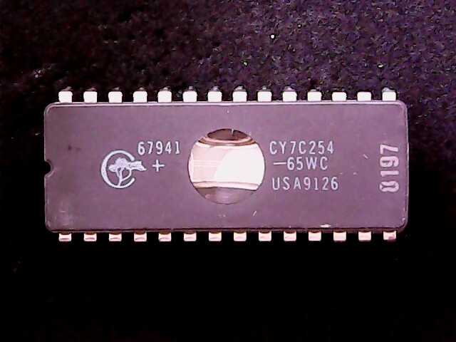 CY7C254-65WC - Cypress 16K X 8 Bit 65ns EPROM (CERDIP-28) GENUINE