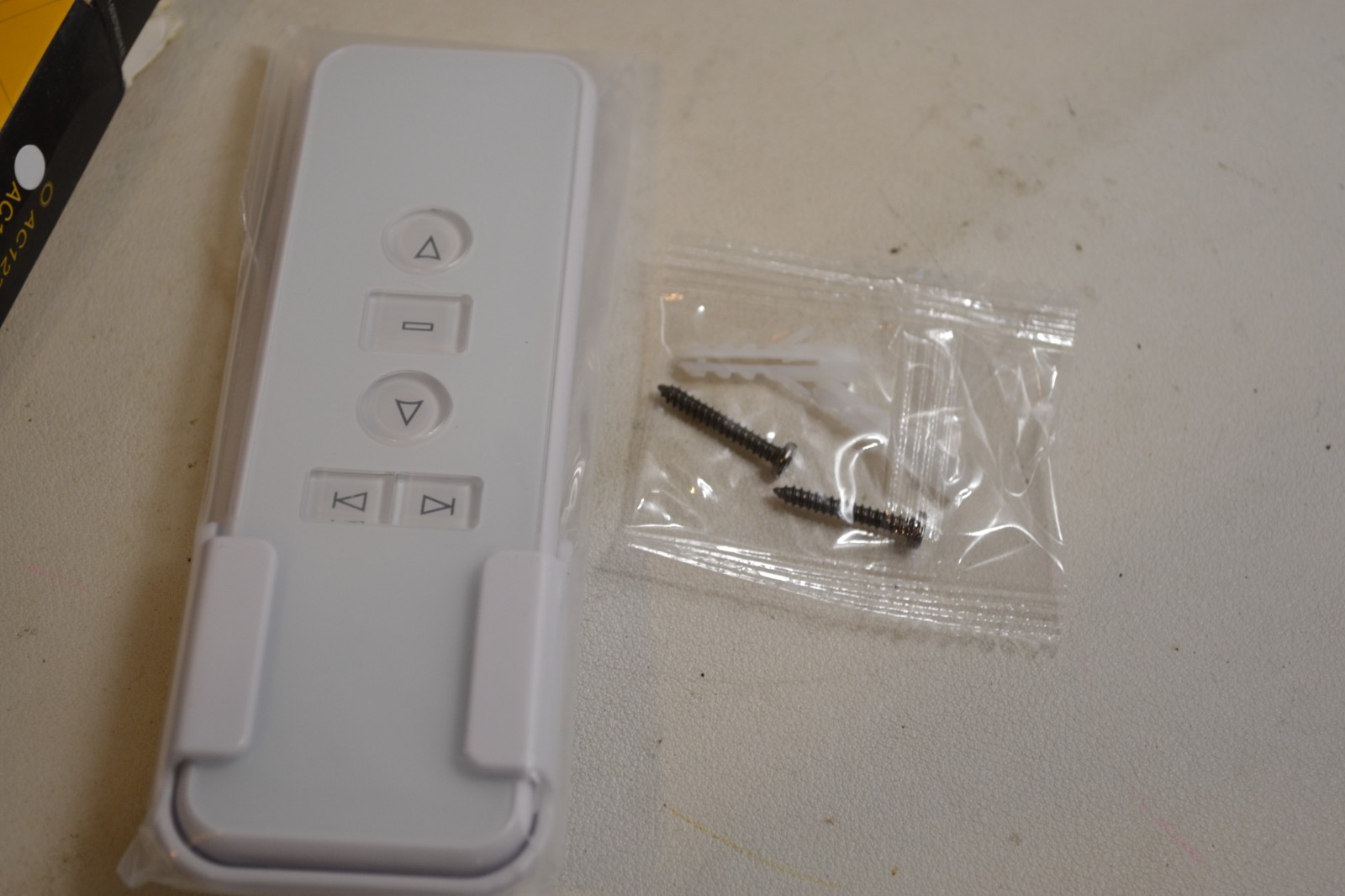 AC123 Hand-held Emitter AC123-06 433.92MHZ