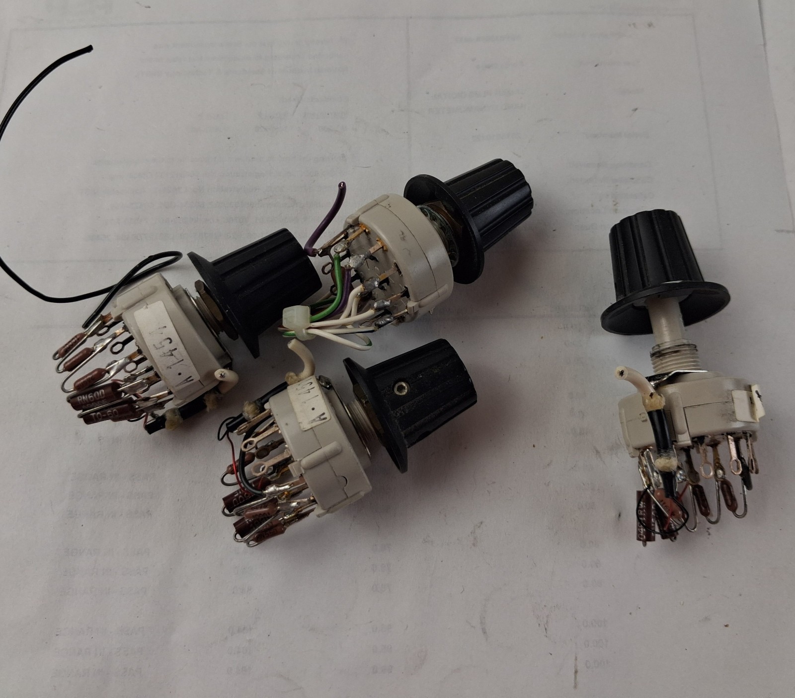 Lot of 4 Lorlin England Switches