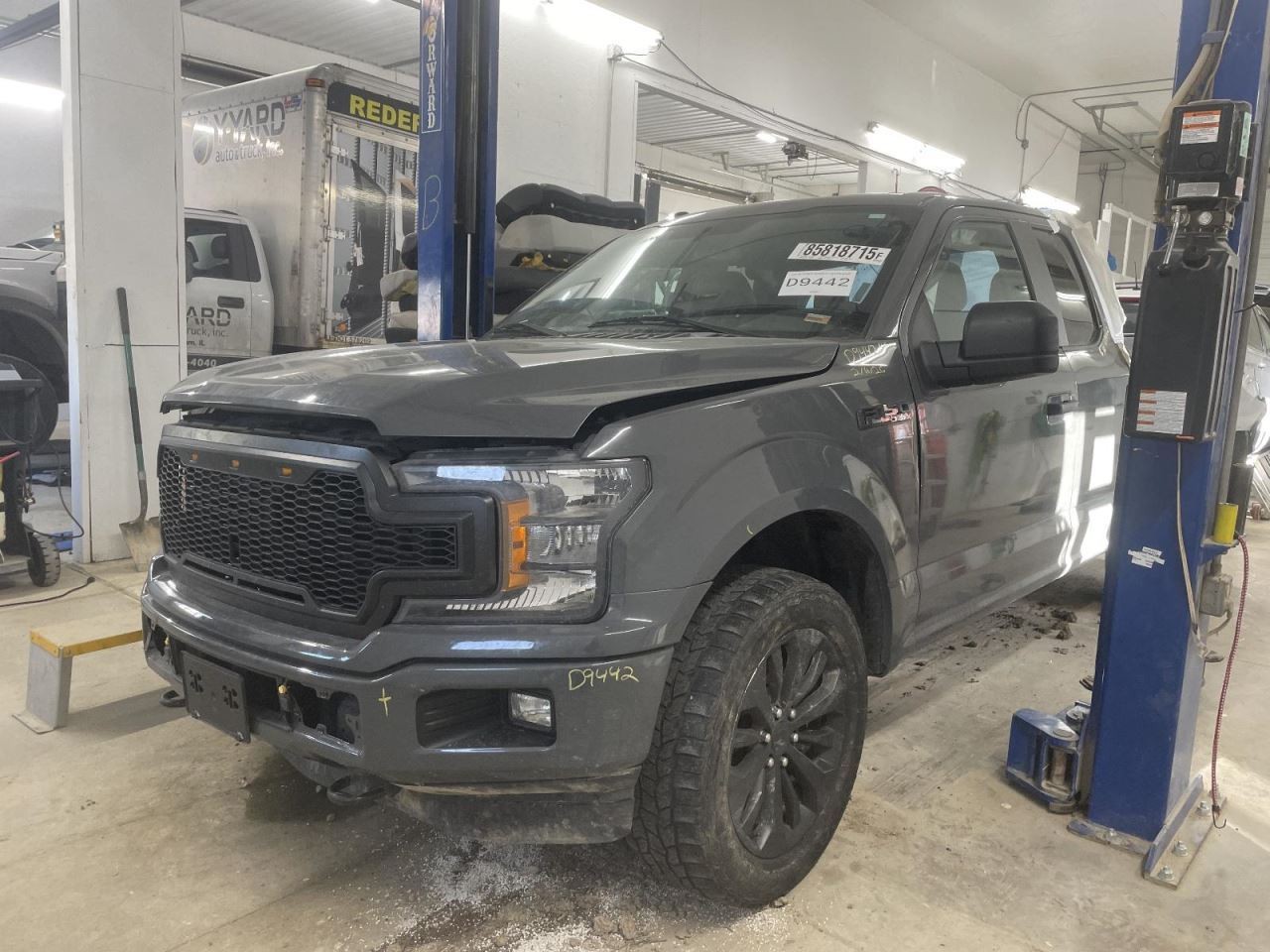 F150      2018 Air Shutter 1064701