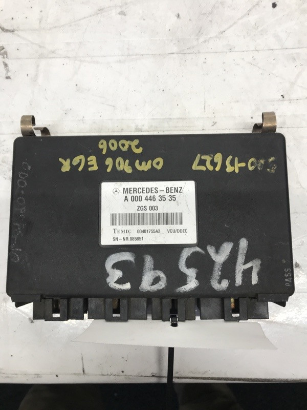2006 Common Powertrain Control Module A0004463535 for Mercedes OM906 (586-10362)