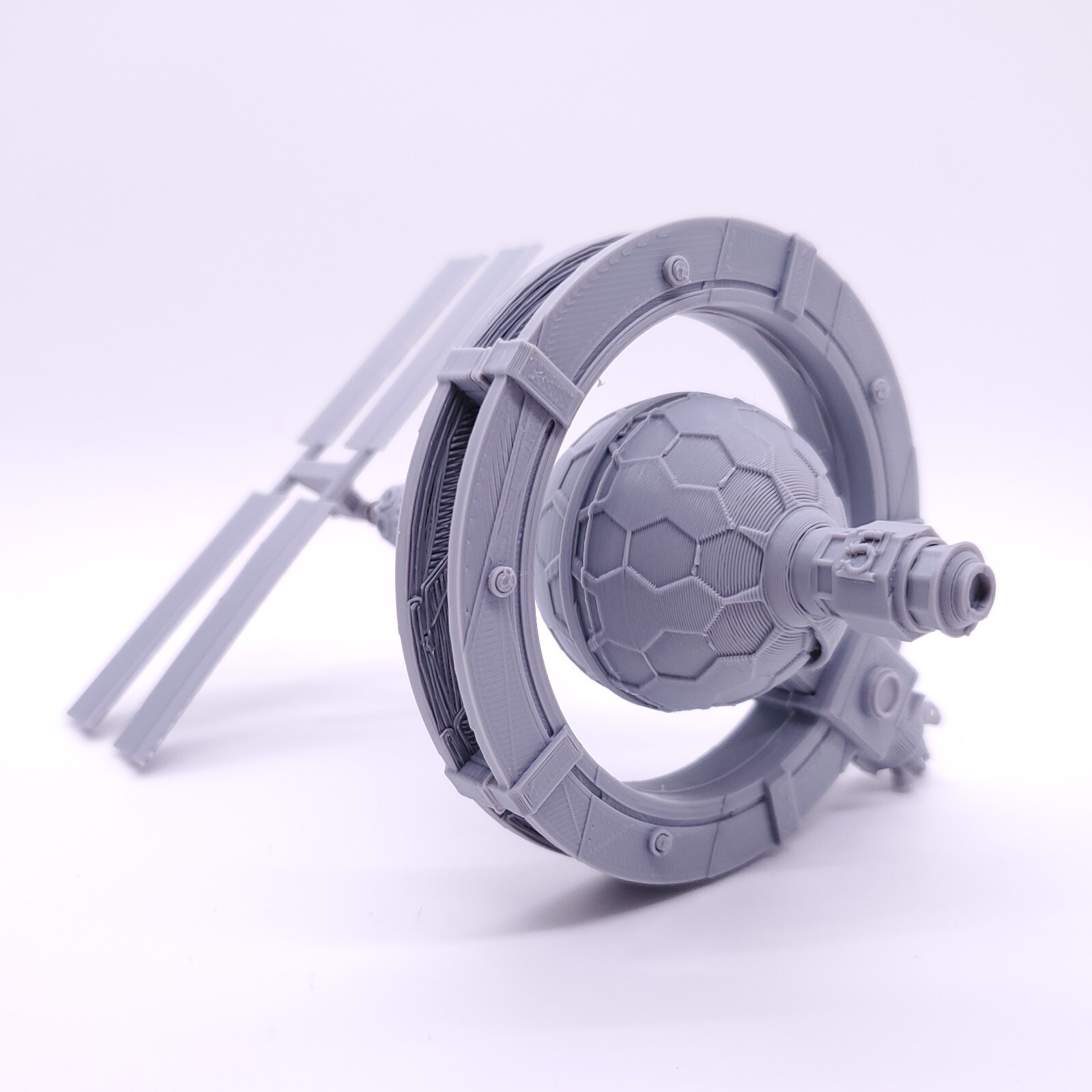 Thunderbird 5 - 3", 6", 9" or 12" Model - Custom Spaceship Sci-fi Model Kit
