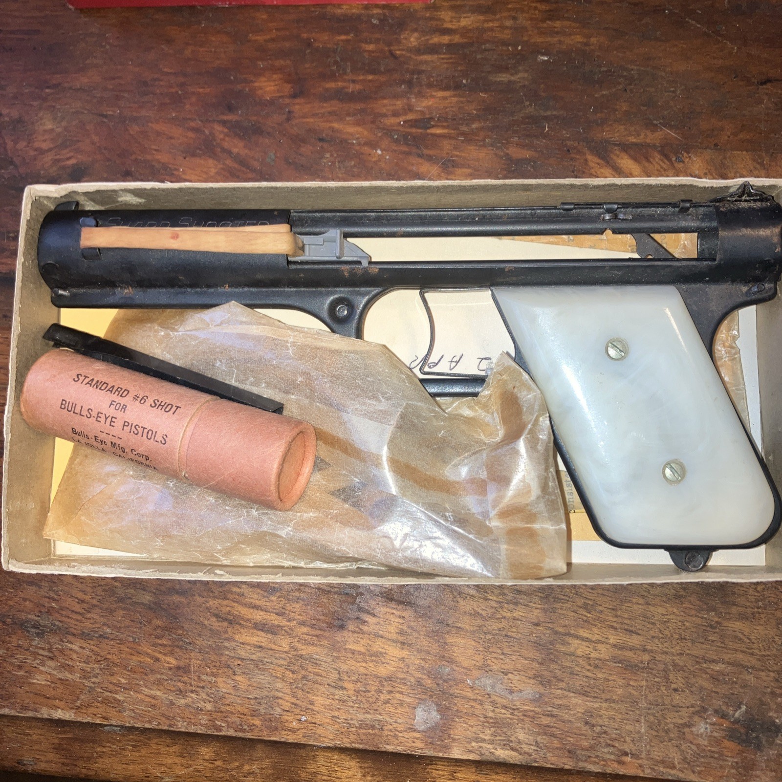 Vintage 1935 Bullseye Sharpshooter BB Rubberband Pistol Gun-made In France