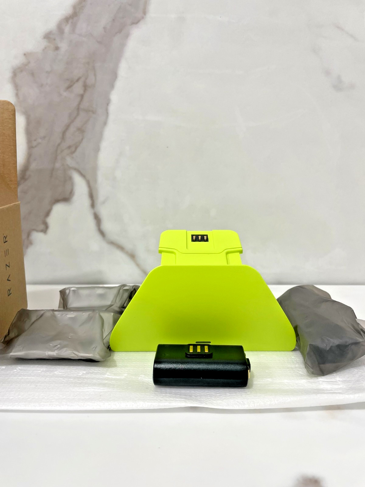 Razer Kaira X Charging Stand for Xbox Controllers - Electric Volt