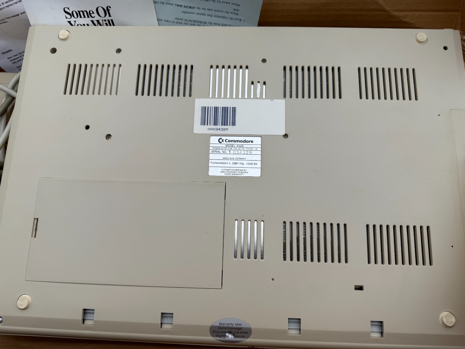 COMMODORE AMIGA 500 COMPUTER BOXED
