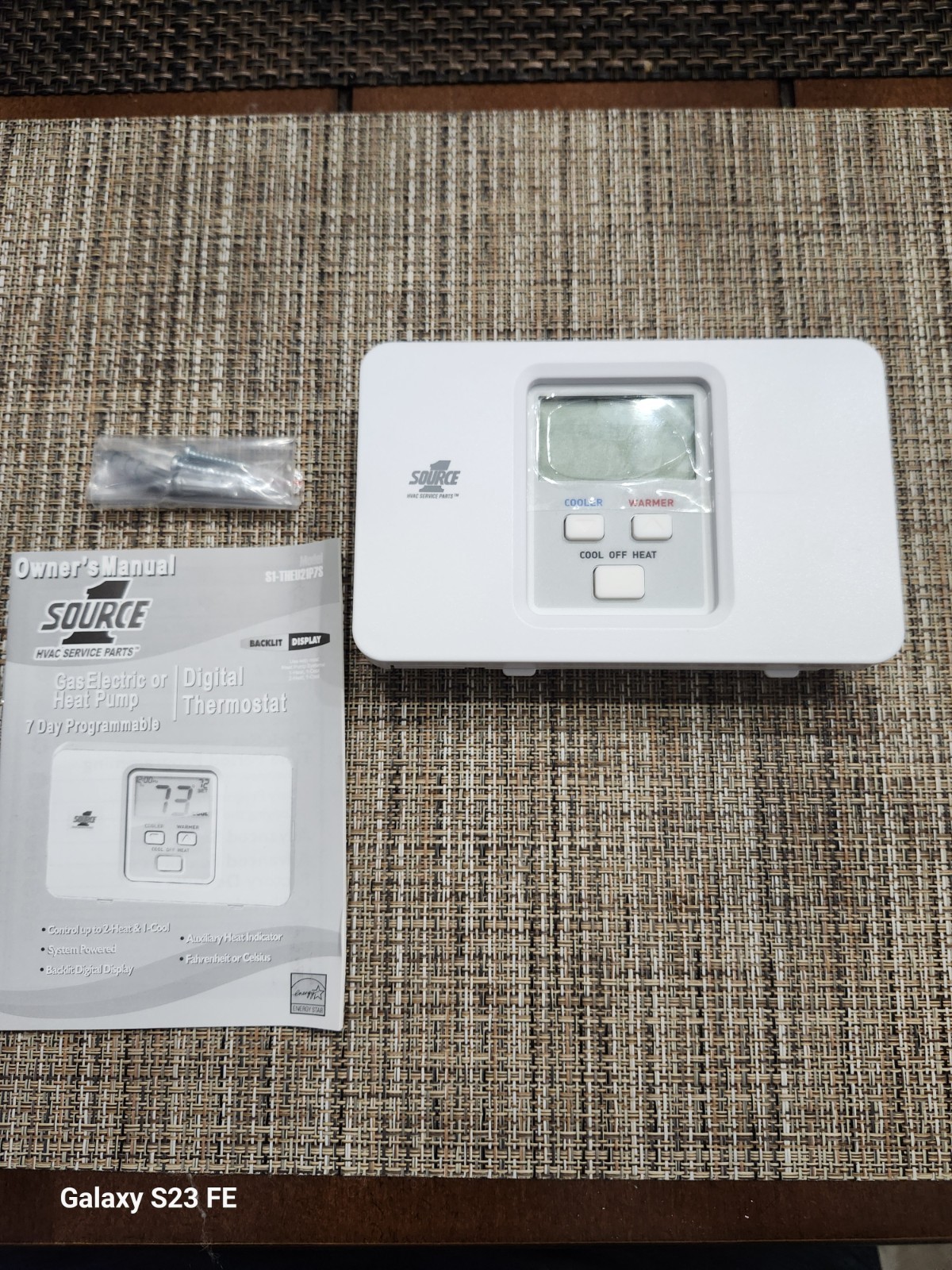 York S1-THEU21P7 2H/ 1C Programmable Thermostat  NEW "Open Box"
