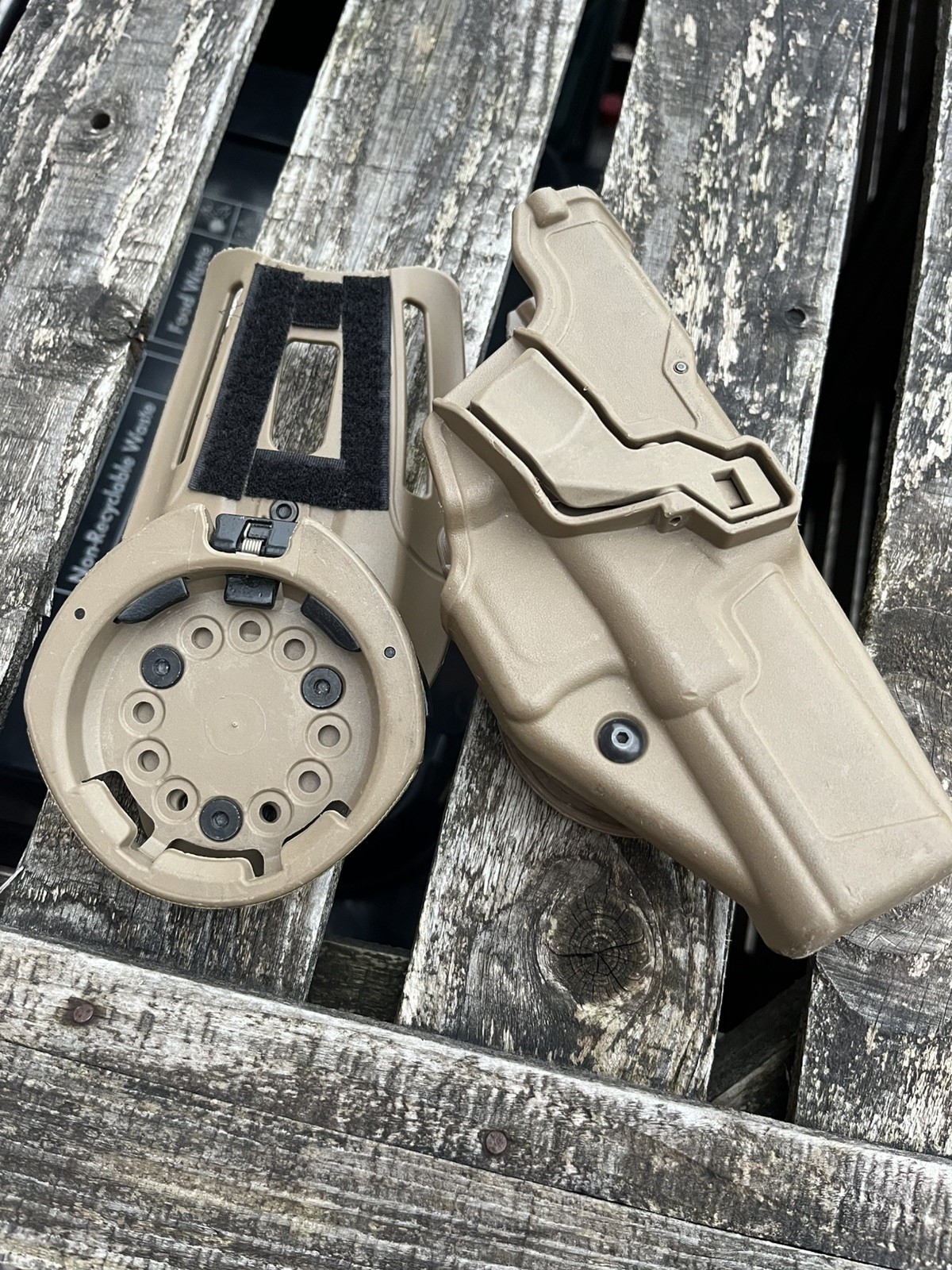 RADAR 1957 Glock 17 Level 3 Holster + Radar S-Loop Belt Platform