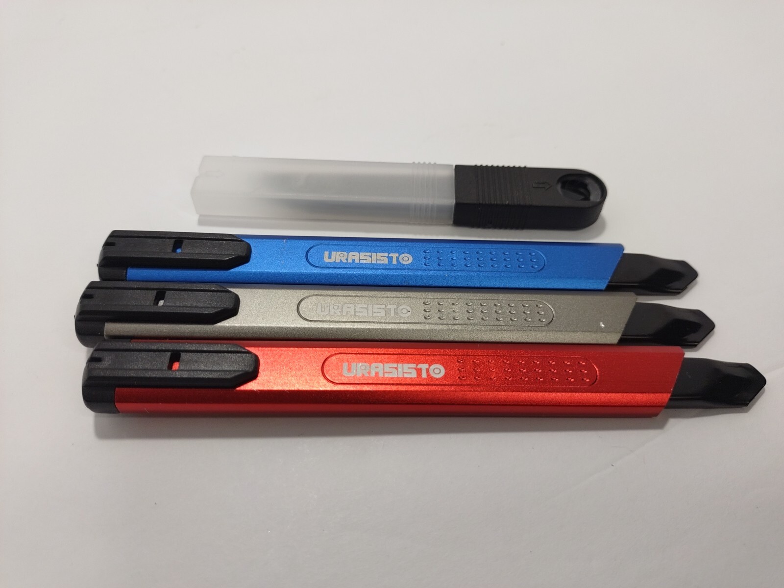 URASIST Crafting Retractable Razor Blade Knives Extra Blades Set Of 3 Colors