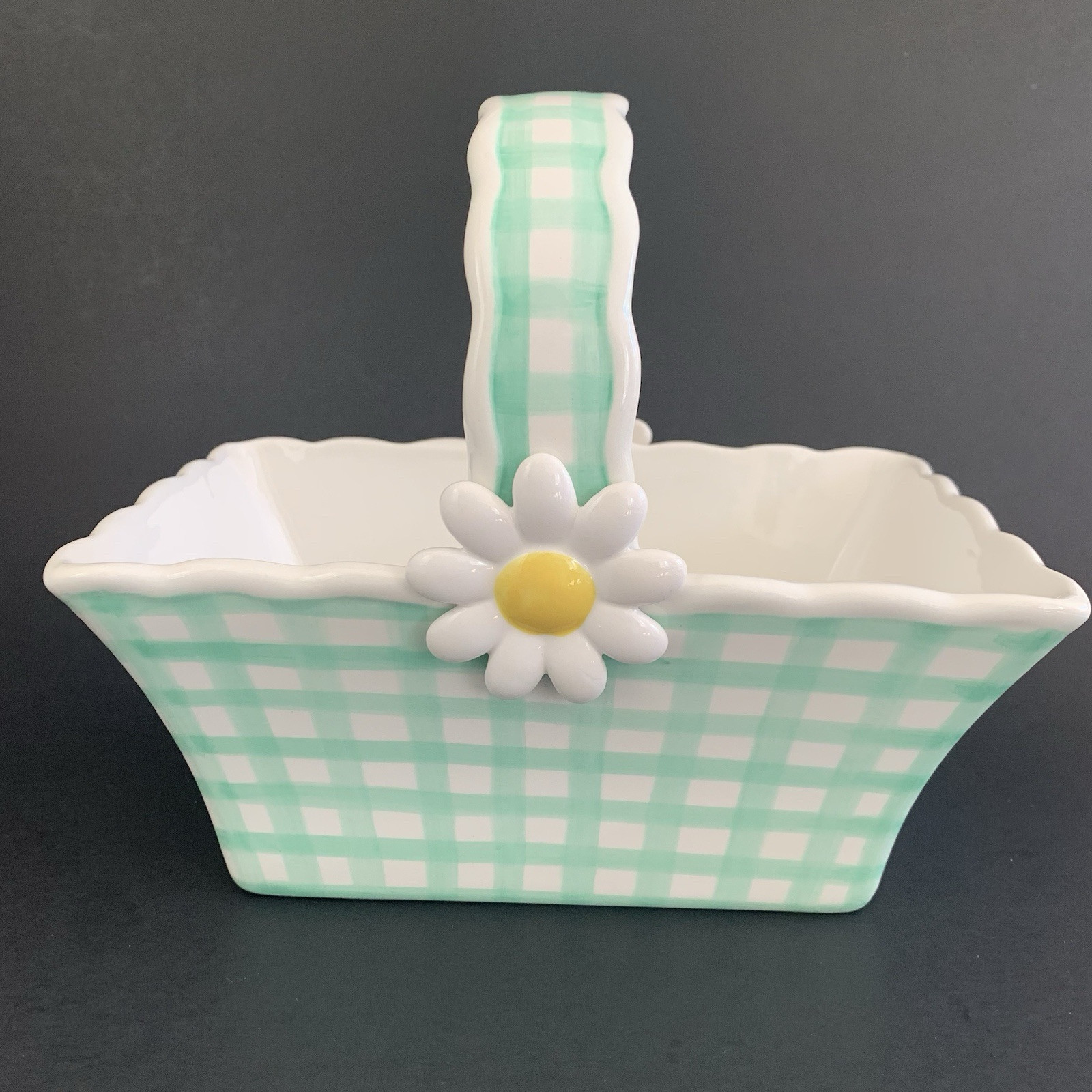 Gingham Green and White Daisy Flower Basket Ceramic