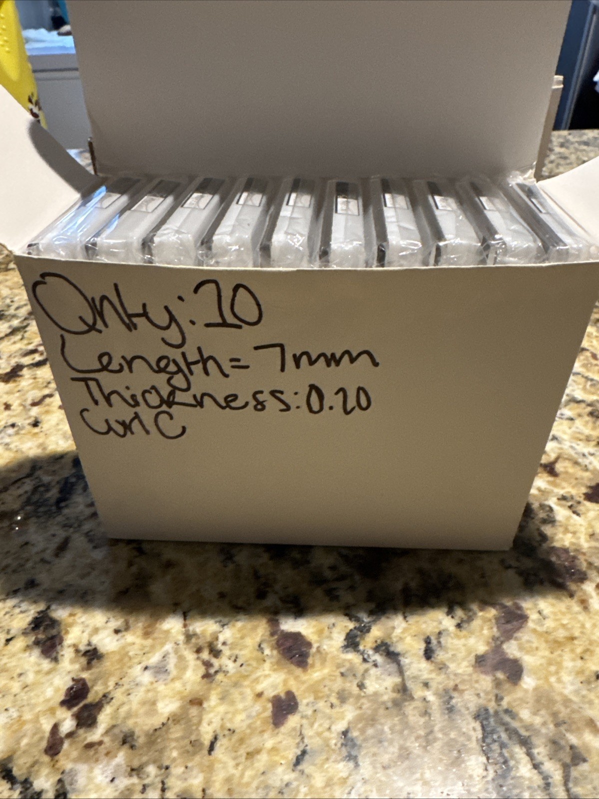 MAGIC LASH EXTENTION Eyelash Extension, Curl C, Thickness 0.20, 7mm Sealed
