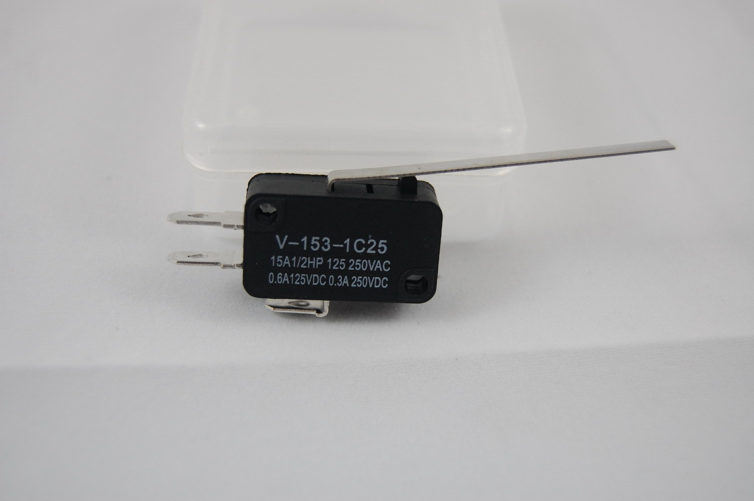 LOT OF 5PCS NEW V-153-1C25 MICRO SWITCH  15AMP